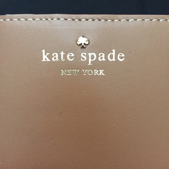 Kate Spade wallet - Picture 2 of 7